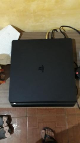 Vendo ps4 semi novo apenas 6 meses de uso - Foto 2