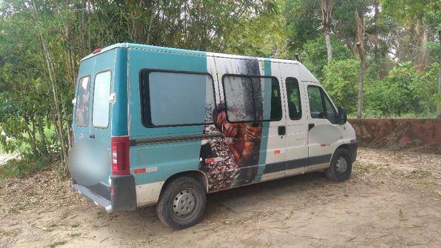 Fiat Ducato 16 lugares - Foto 4