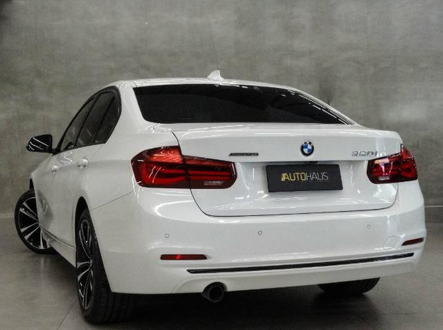 BMW 320i Sport - Foto 4