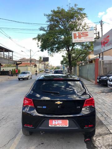 CHEVROLET ONIX 2017/2018 1.4 MPFI LTZ 8V FLEX 4P AUTOMÁTICO - Foto 6