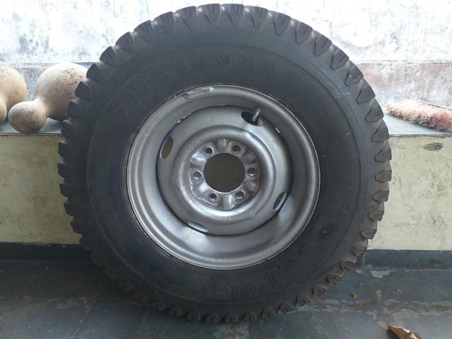 Roda e pneu