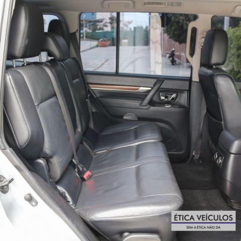 Pajero HPE Full 3.8 V6 250cv 5p Aut. - Foto 7