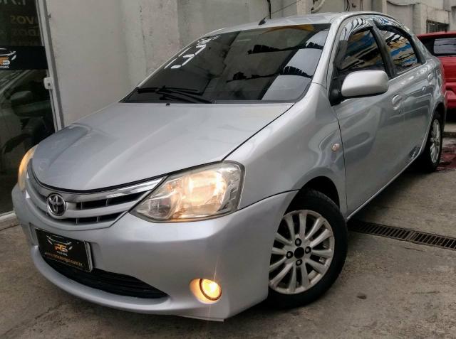 Toyota étios 27900 entrada 8mil parcelas de 469 entrada de 5mil parcelas de 698 - Foto 3