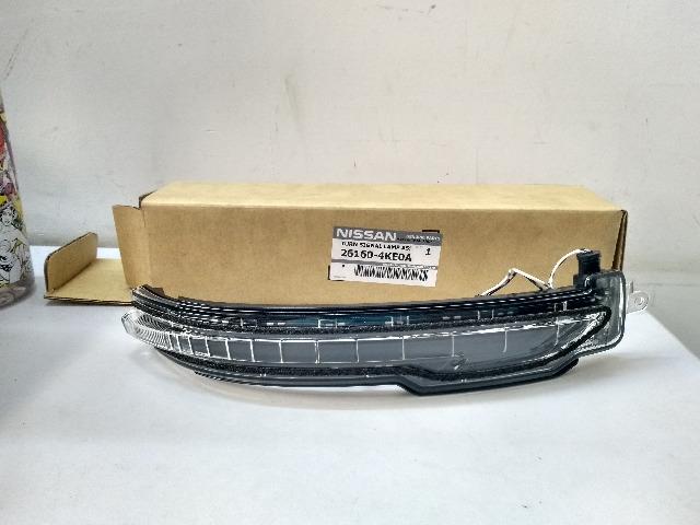 Luz indicadora de manobra LD Nissan Frontier 2012-2016