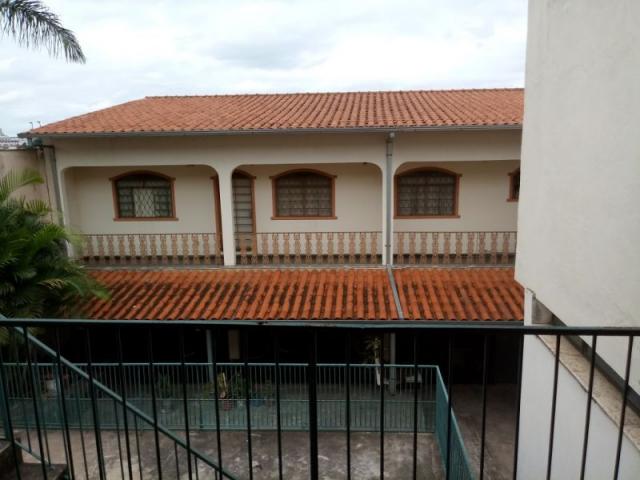 Casa com ótima renda