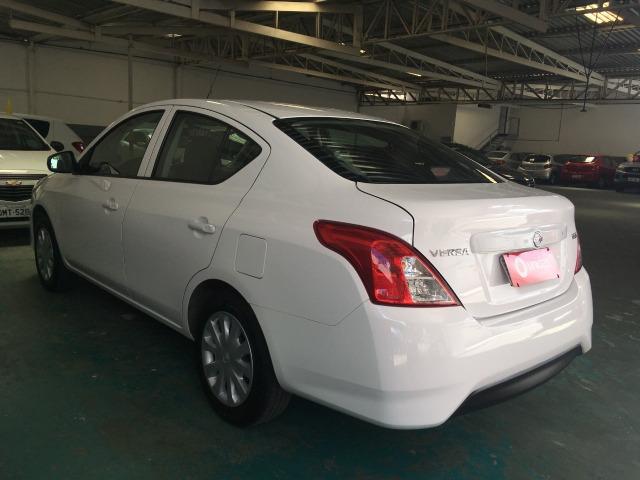 Nissan Versa - Foto 6