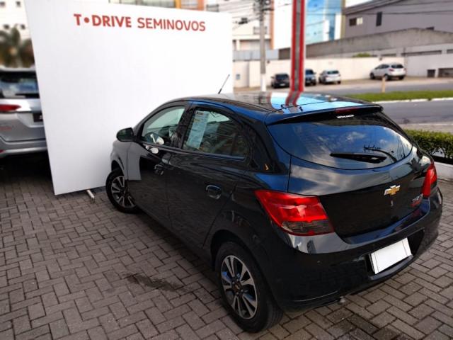 CHEVROLET ONIX 2015/2016 1.4 MPFI LTZ 8V FLEX 4P AUTOMÁTICO - Foto 8