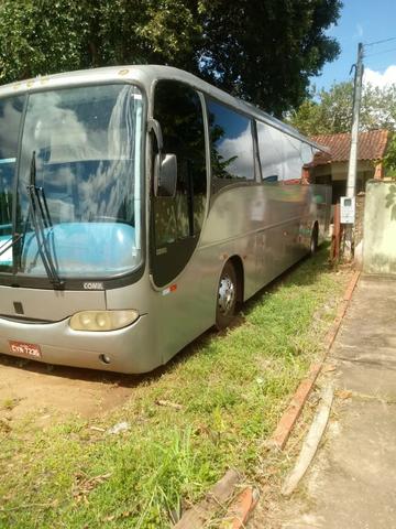 Ônibus Rodoviário com 46 lugares