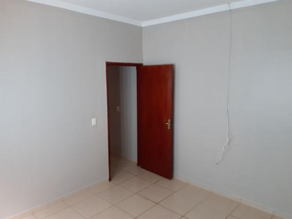Casa com 3 quartos - Bairro Jardim dos Ipês em Anápolis - Foto 18