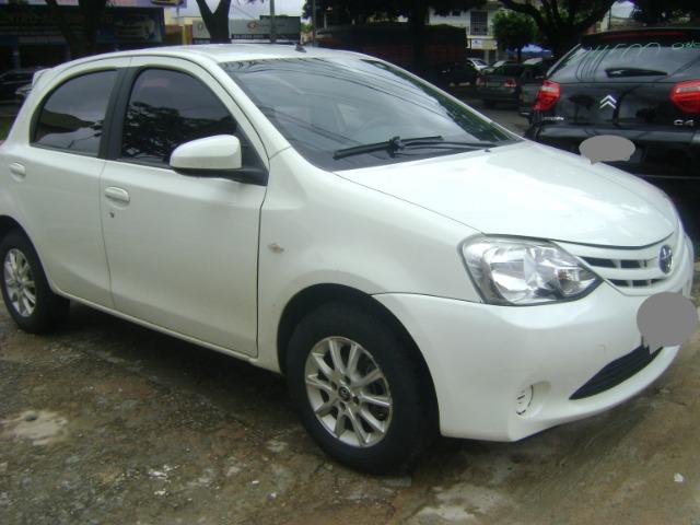Toyota Etios 1.3 x 2014/2014 3519-1102 Simone - Foto 7