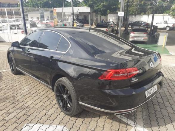Volkswagen Passat Highline 2.0 TSI - Foto 6