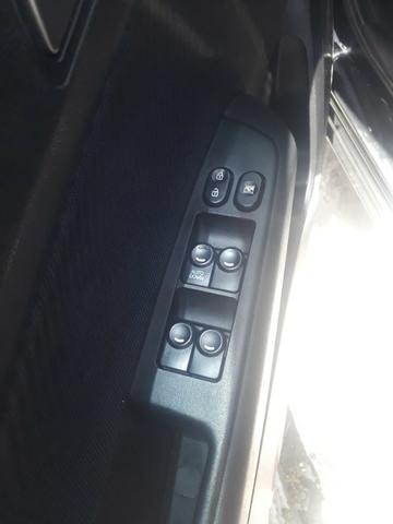 Hhb20s na cor preta 1,6 com faróis novos - Foto 10