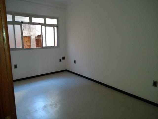Alugo Apartamento com 03 Quartos com 01 vaga de Garagem - Foto 8