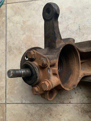 montante/roda dianteira fiat ducato 2,8 aro 15 original - Foto 7