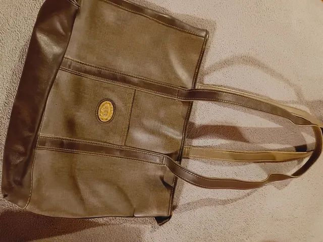 Bolsa grande marrom usada