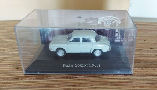 Coleção Carros Inesquecíveis Miniatura Willys Gordini 1965