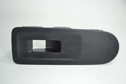 Moldura Botão Vidro Dianteiro Direito Vw Up 2014 2015 Origin