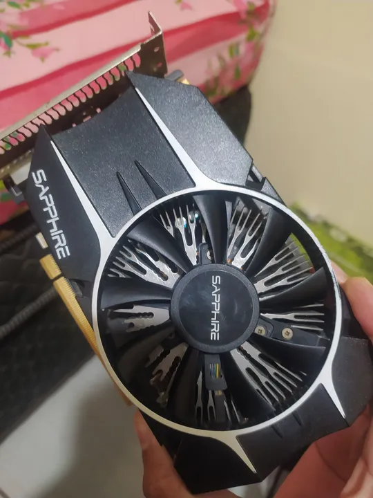 VENDO ESSA PLACA DE VÍDEO R7 250 SÉRIES RODANDO JOGOS