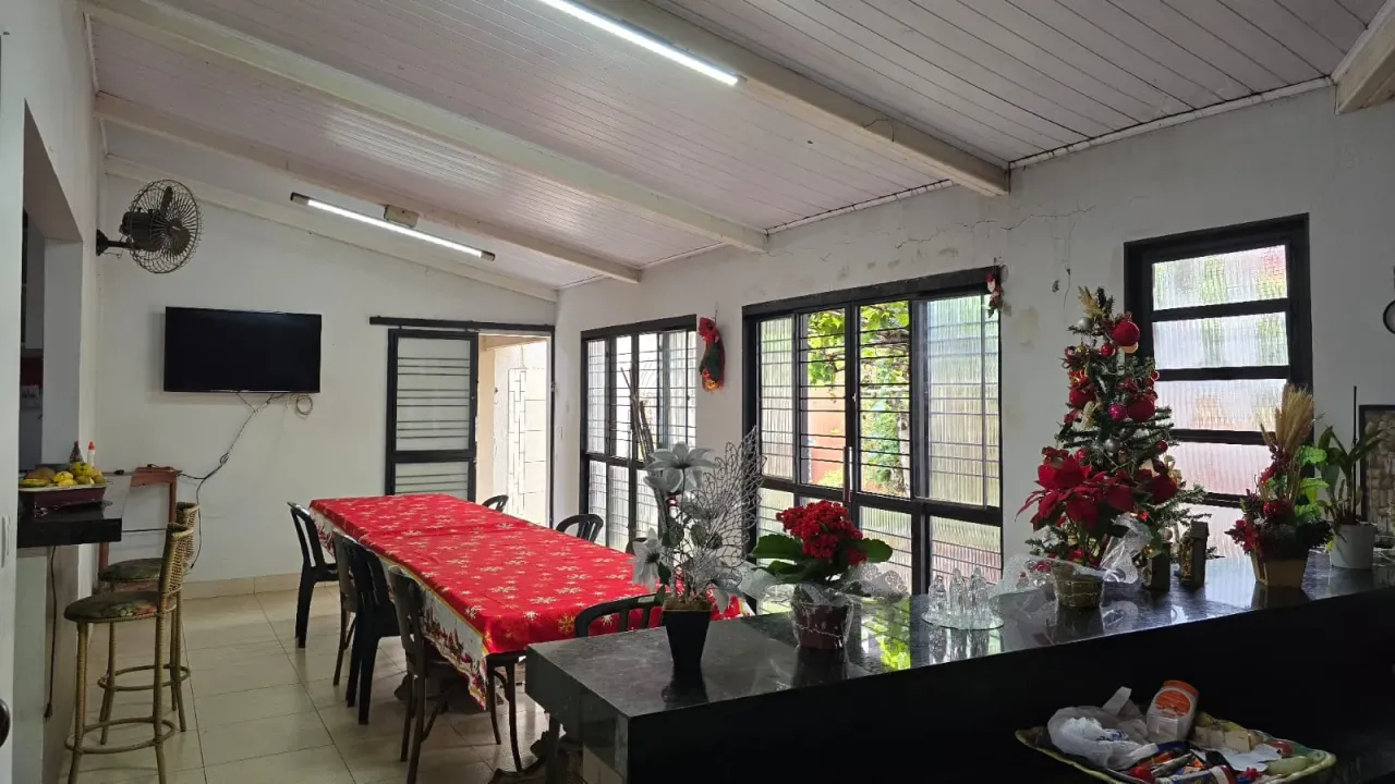 Casa para venda com 312 metros quadrados com 3 quartos em Setor Oeste - Goiânia - GO