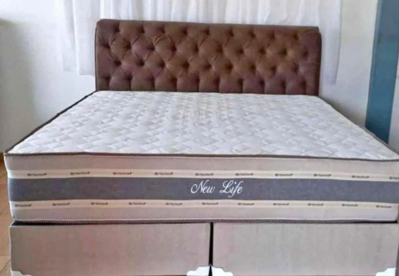 Cama Box Queen Size com Cabeceira