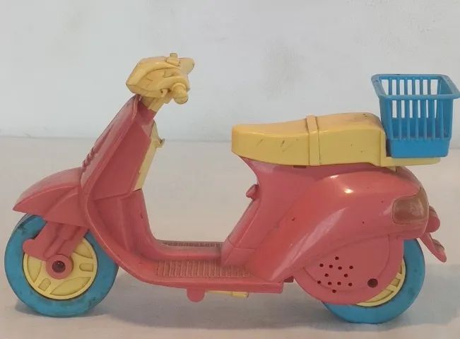 Lambreta - Biz - Barbie (Raro) 