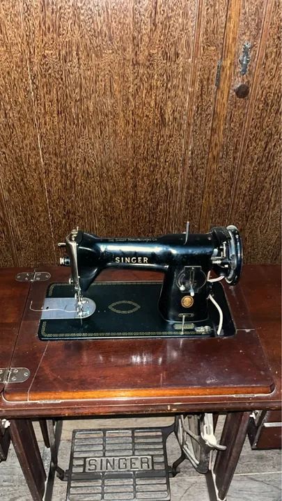 Máquina de Costura Singer Antiga (anos 60) funcionando - Foto 5