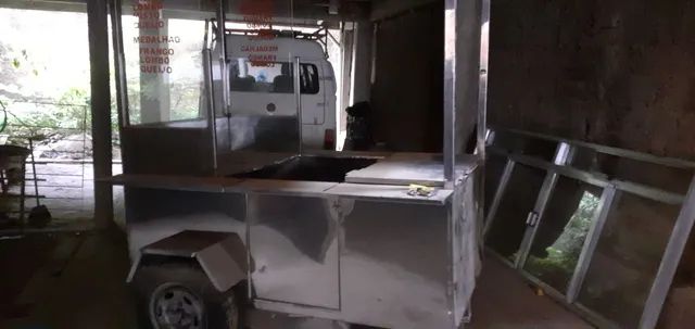 Trailer todo de inox 