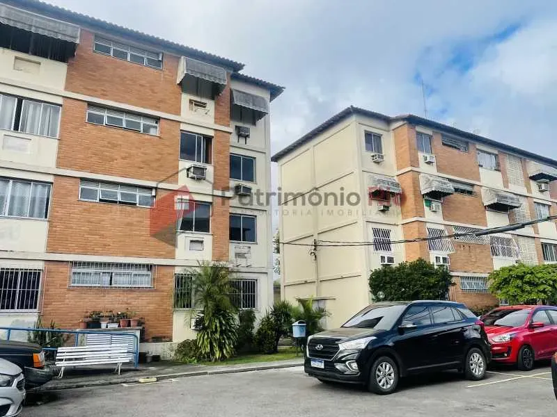 Rocha Miranda apartamento térreo 2qtos próximo ao 9BPM