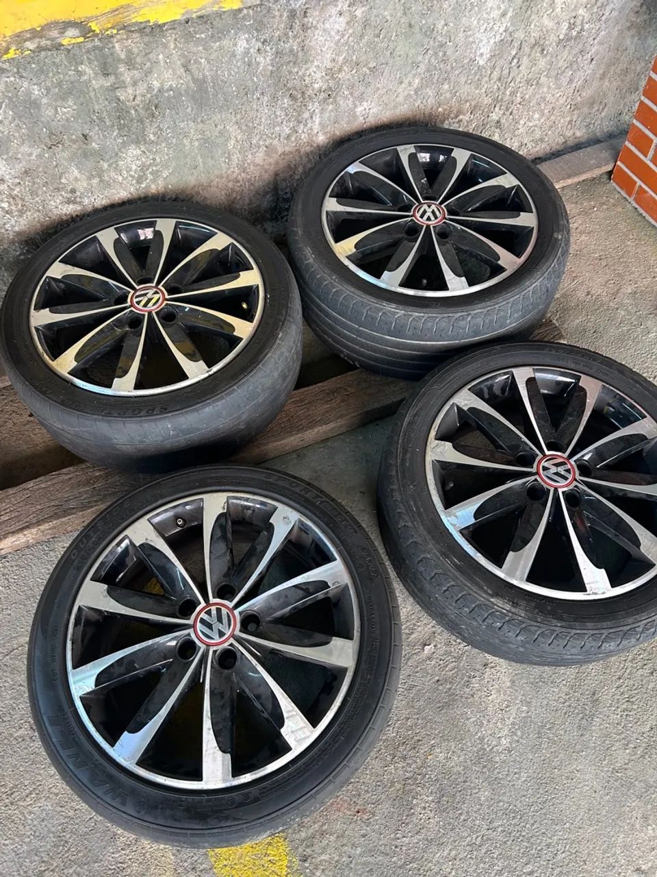 Rodas Jetta 5x112 aro 17 