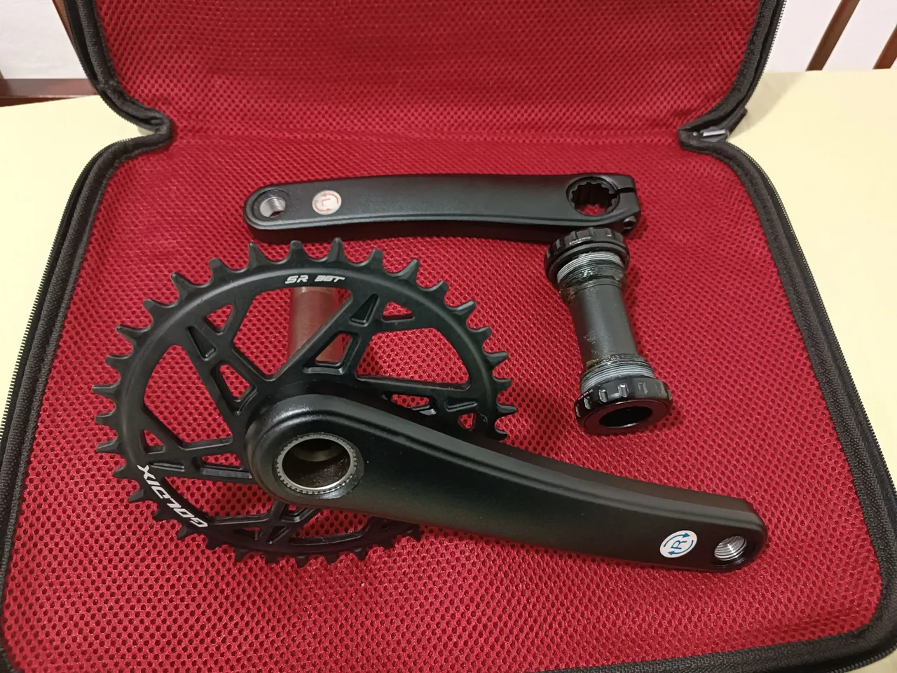 Jogo de Pedivela integrado novo 175mm