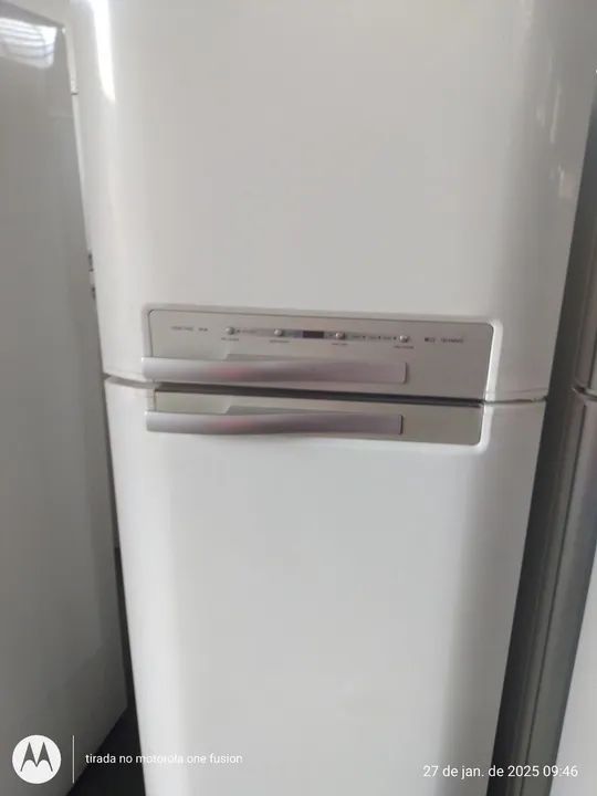 REFRIGERADOR ELECTROLUX DF 46 