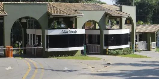 TERRENO À VENDA - PRONTO PARA CONSTRUIR!