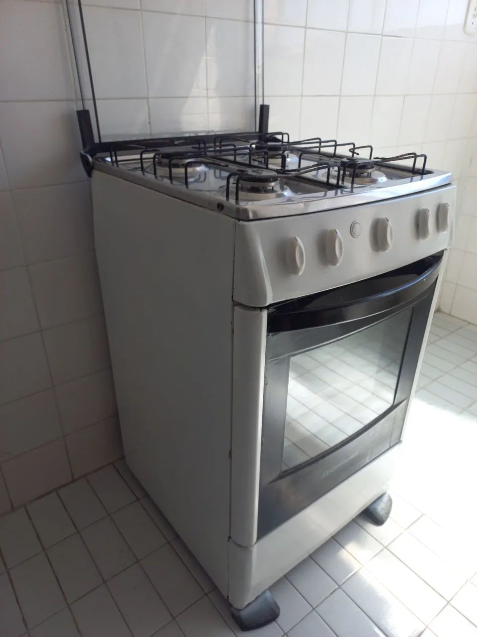 Fogão 4 bocas gás de rua