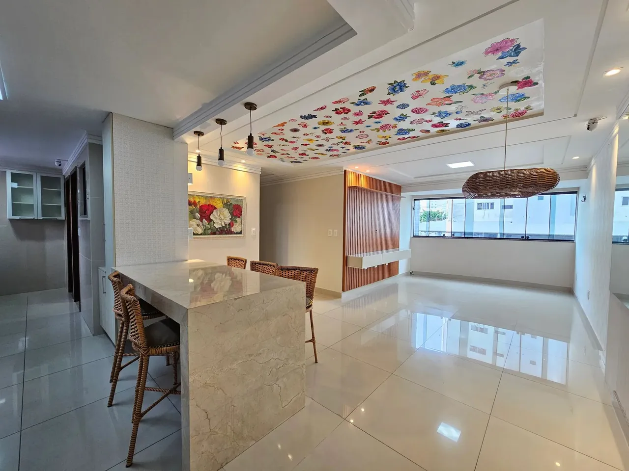 Lindo apartamento com 3 suites em Candelária