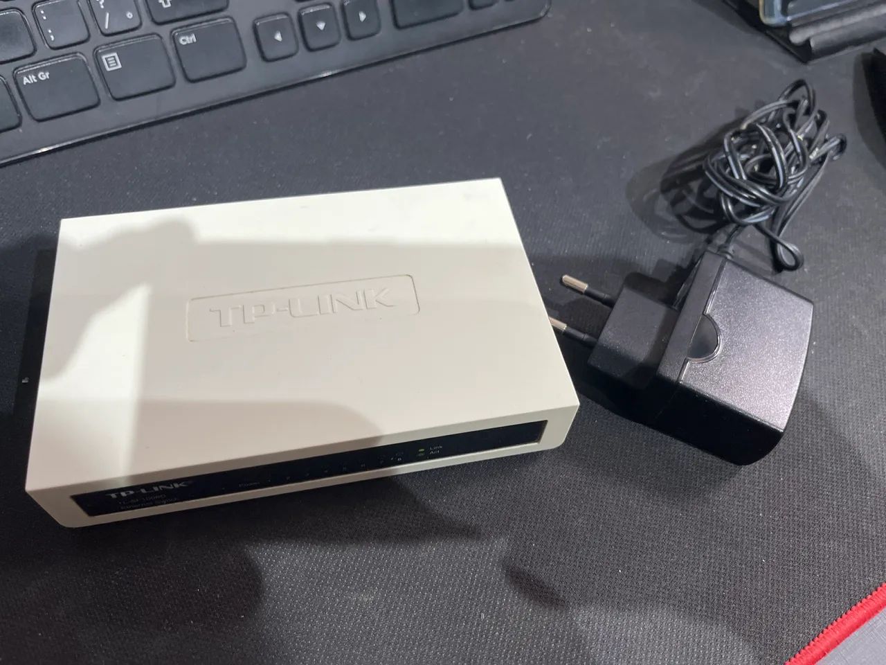 HUB Tp link TL SF 1008D - Foto 2