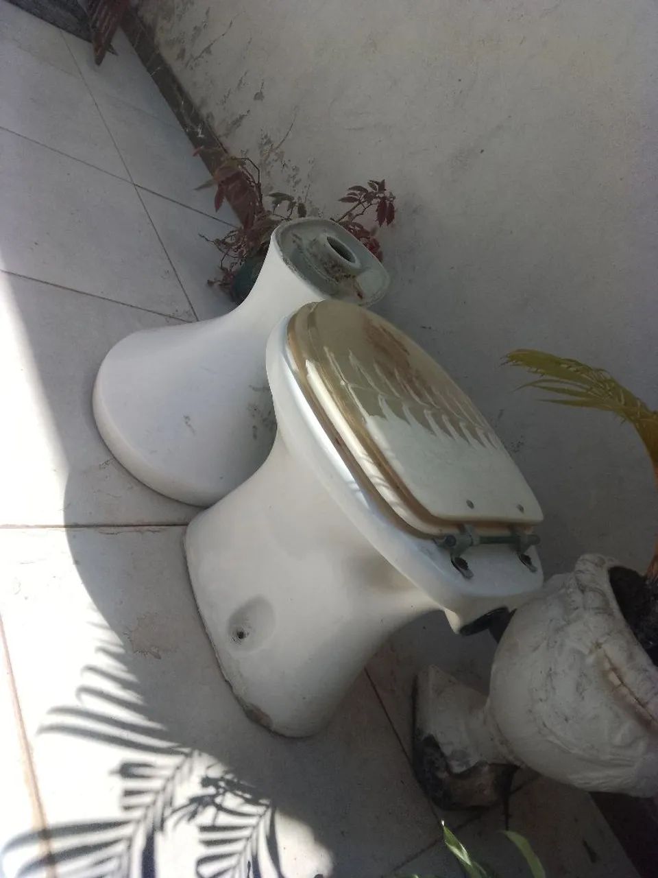 Vende se64728432393986124