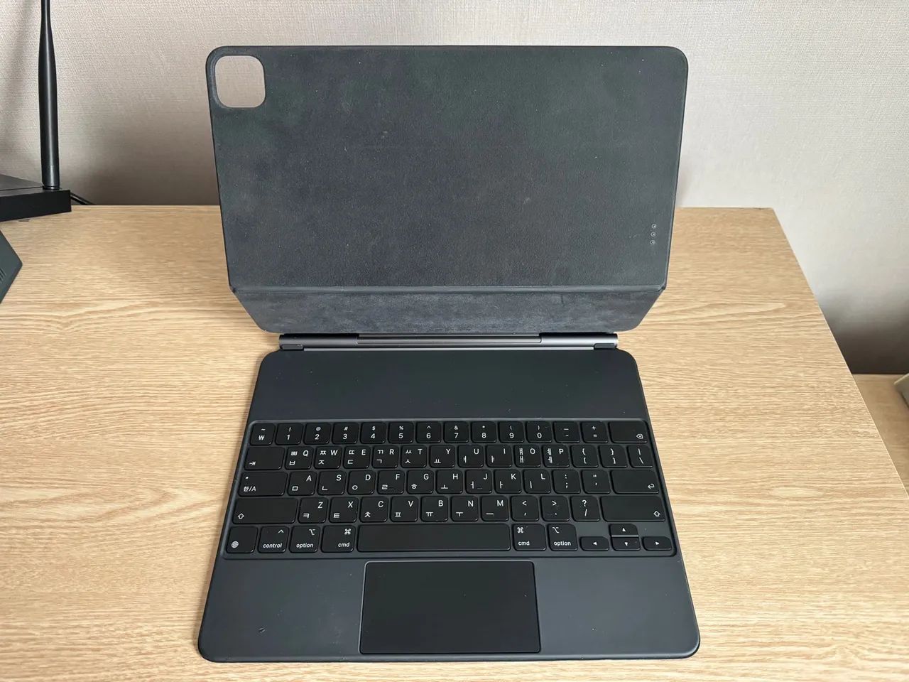 Apple Magic Keyboard 12.9 polegadas para iPads