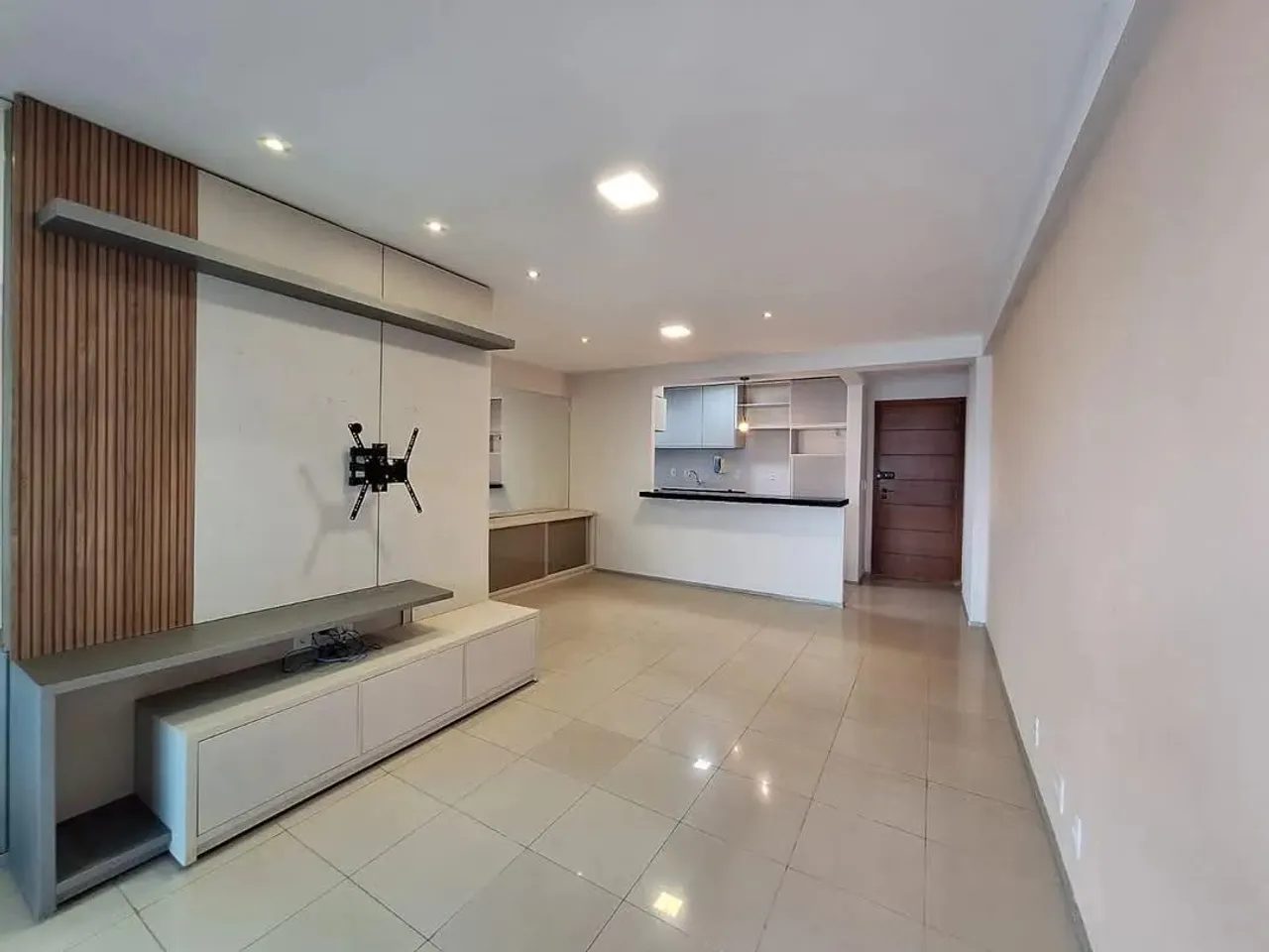 LOCAÇAO, APARTAMENTO NA PONTA D AREIA, COND LAKE SIDE