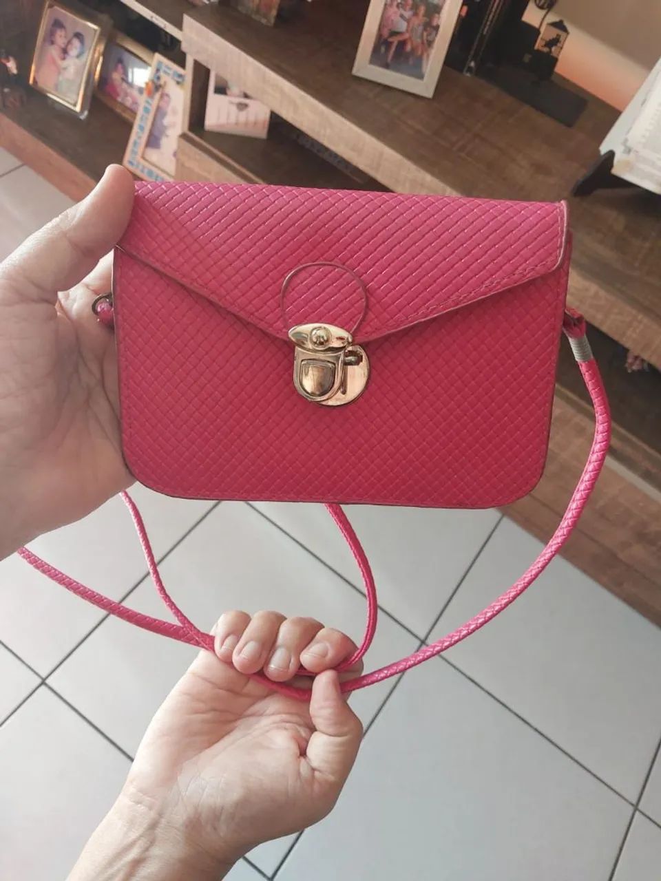 2 Bolsas de Ombro Coloridas - Estilo e Praticidade - Foto 5