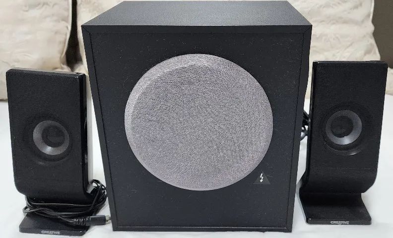 Cx. de som 2.1 para computador Creative com subwoofer - Foto 2