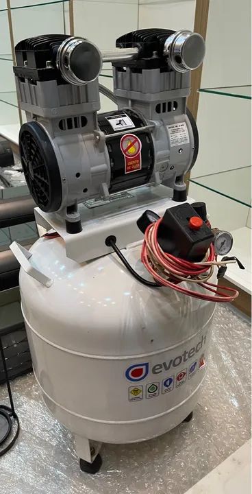 Compressor odontológico + Bomba a vácuo + Dreno automático