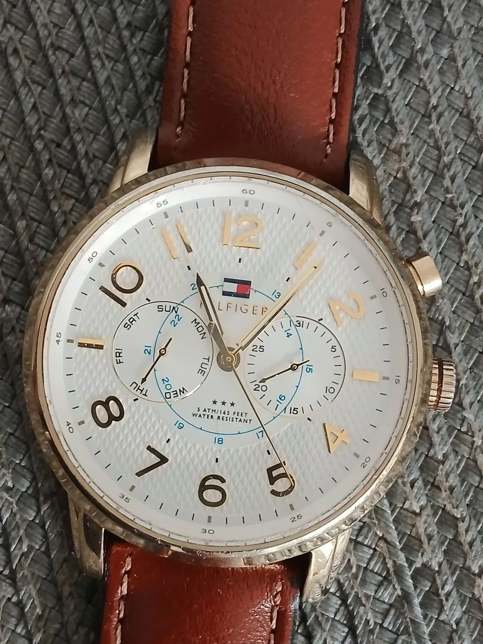 Relógio Tommy Hilfiger original muito bonito e raro, item de coleção.  - Foto 4