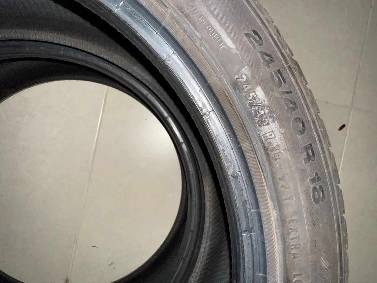 Pneu Continental 245/40 R18 - Foto 4