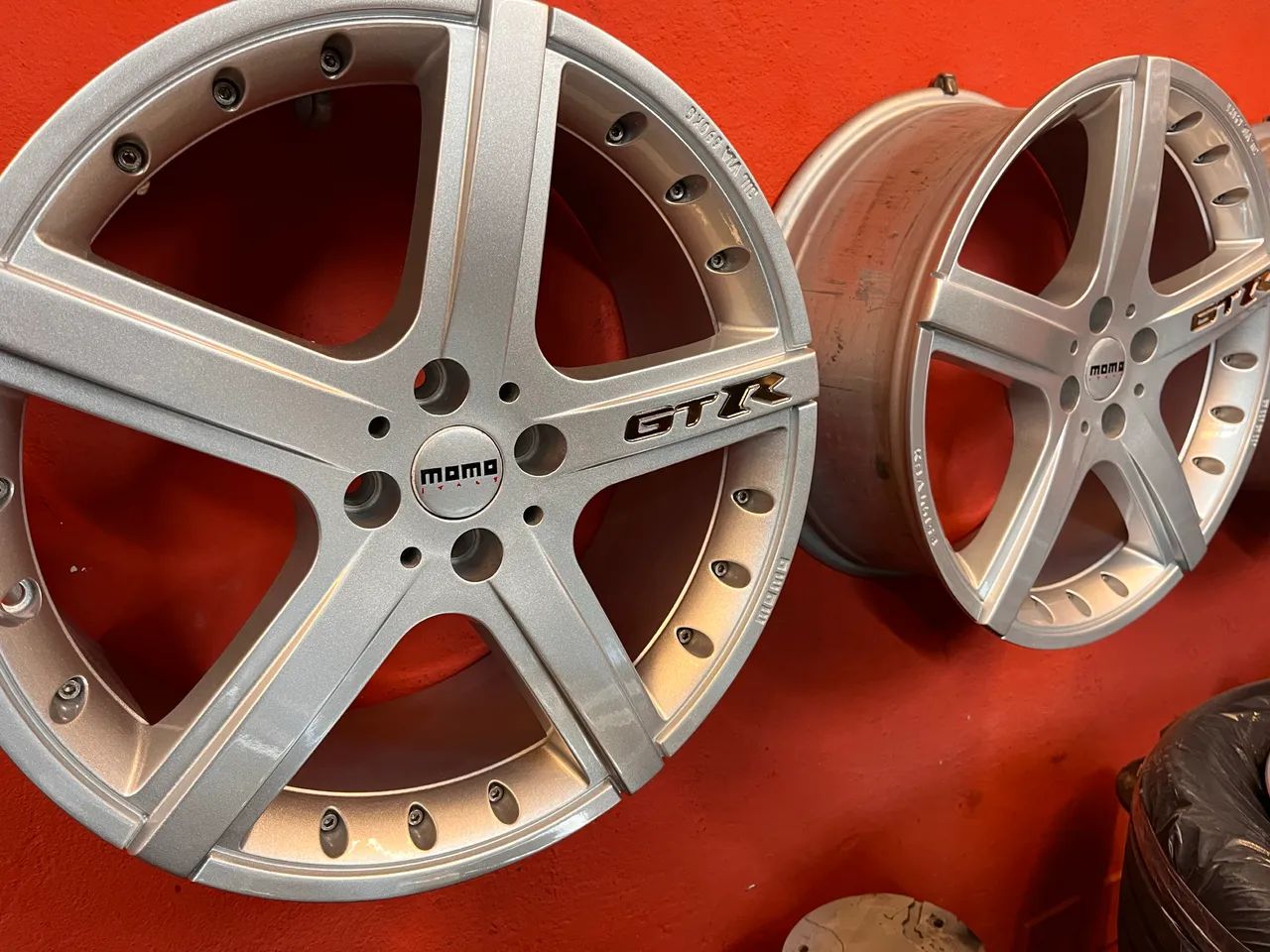 Rodas aro 18 4 /100 Momo Italy  - Foto 3