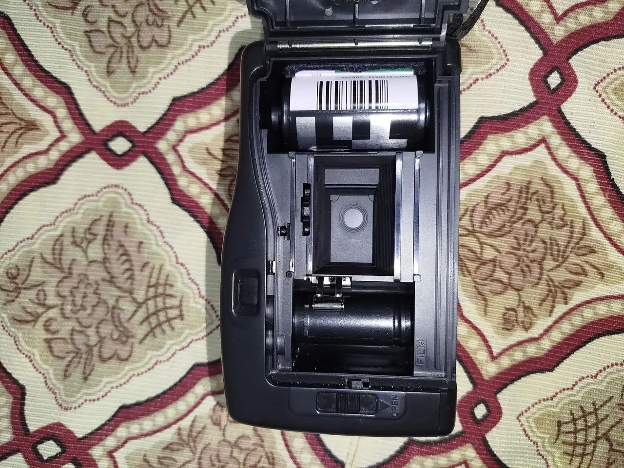 câmera Yashica MG-motor é um modelo analógico compacto e automático. - Foto 3