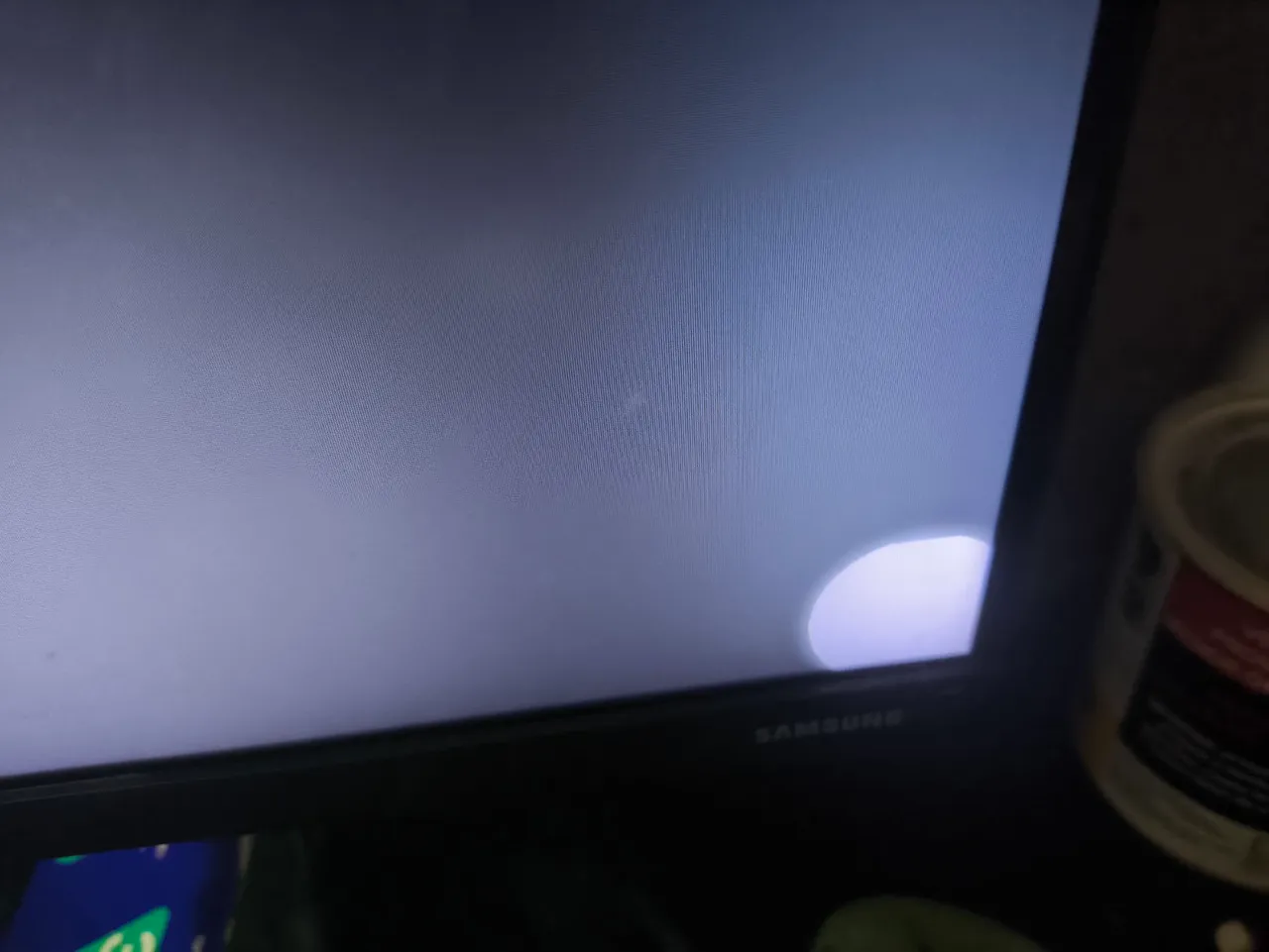 Monitor Samsung G30 - com defeito