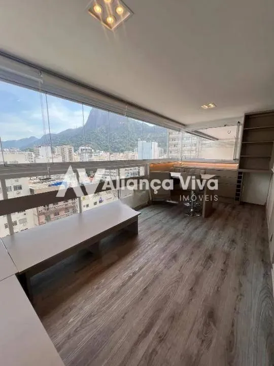 Botafogo | Apartamento 3 quartos, sendo 1 suite