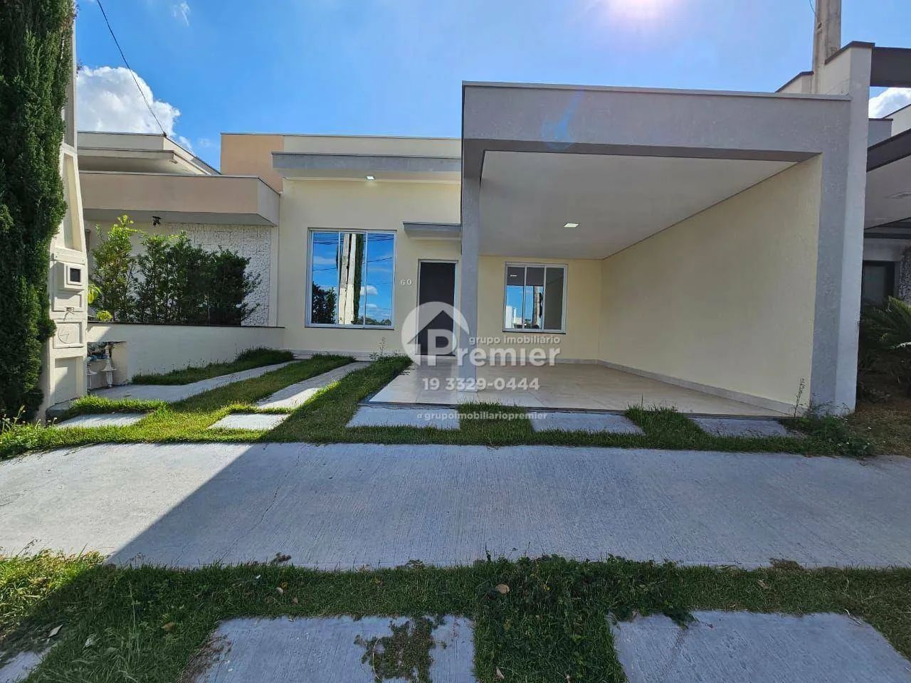 Casa com 3 dormitórios para alugar, 110 m² por R$ 5.450,00 - Jardim Montreal Residence - I