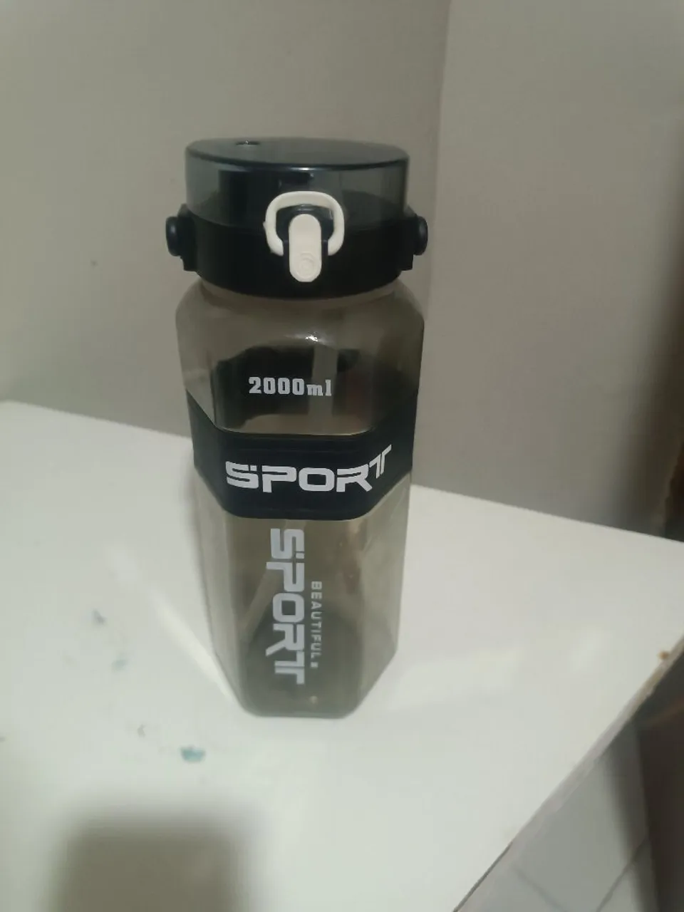 Garrafa de Água Esportiva 2 Litros - Ideal para Academia