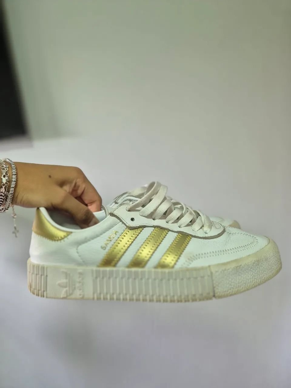 Tênis Adidas sambarose 38 - Foto 2